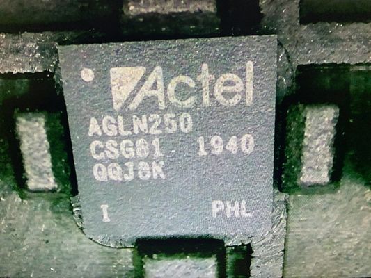 AGLN250V2-CSG81I προγραμματίσημη σειρά πυλών